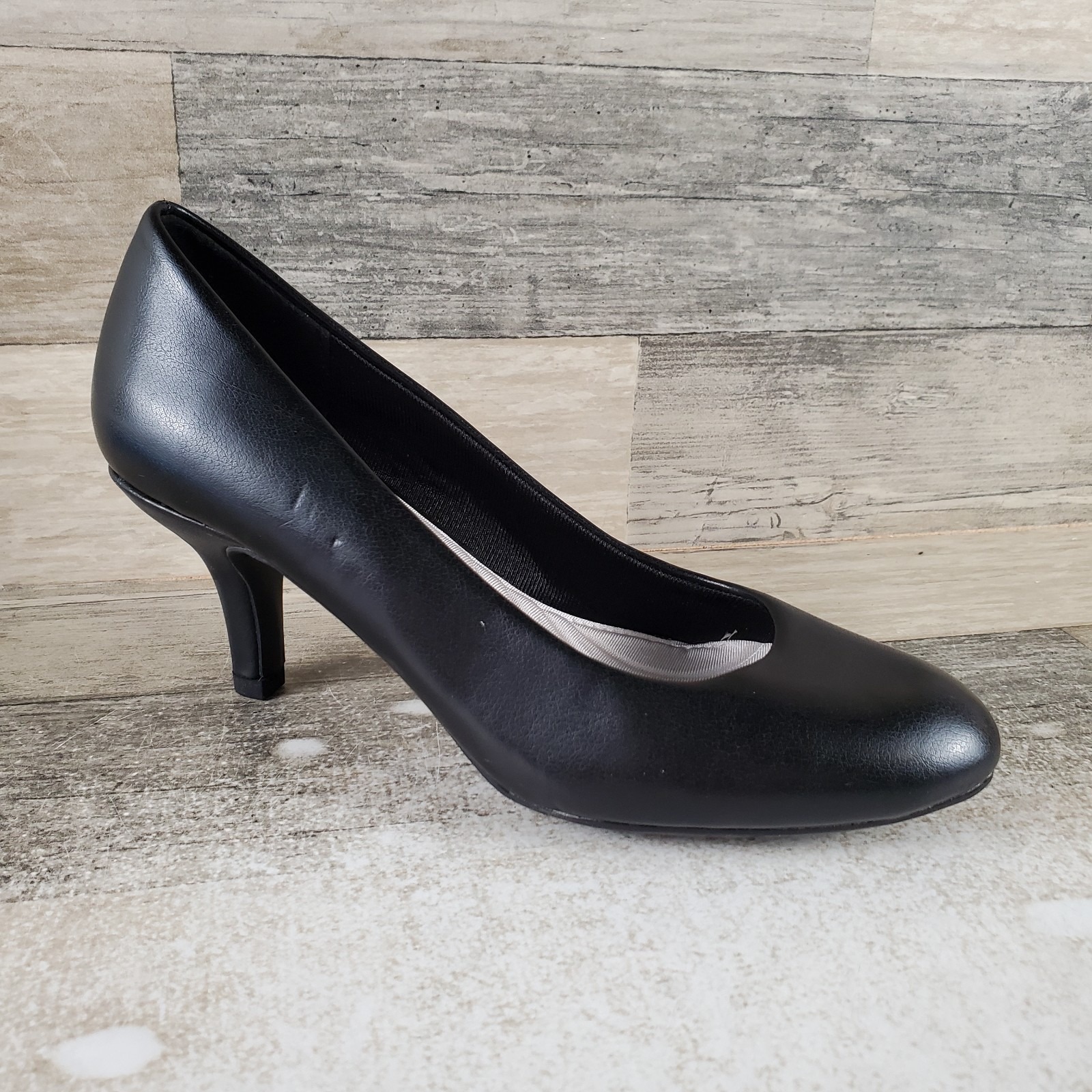Lifestride Parigi Womens Pump Sz 7 M Black Leather Slip On Round Toe Kitten Heel